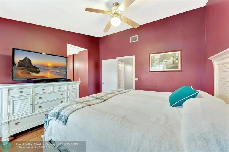 3725 Carambola Circle, Unit 2824, Coconut Creek, FL 33066 Photo