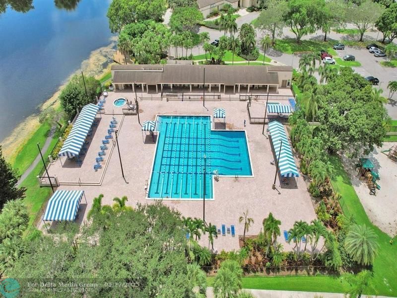 3725 Carambola Circle, Unit 2824, Coconut Creek, FL 33066 Photo