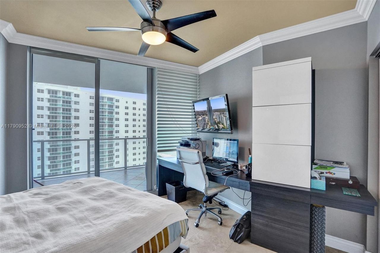 3101 S Ocean Dr, Unit 1003, Hollywood, FL 33019 Photo