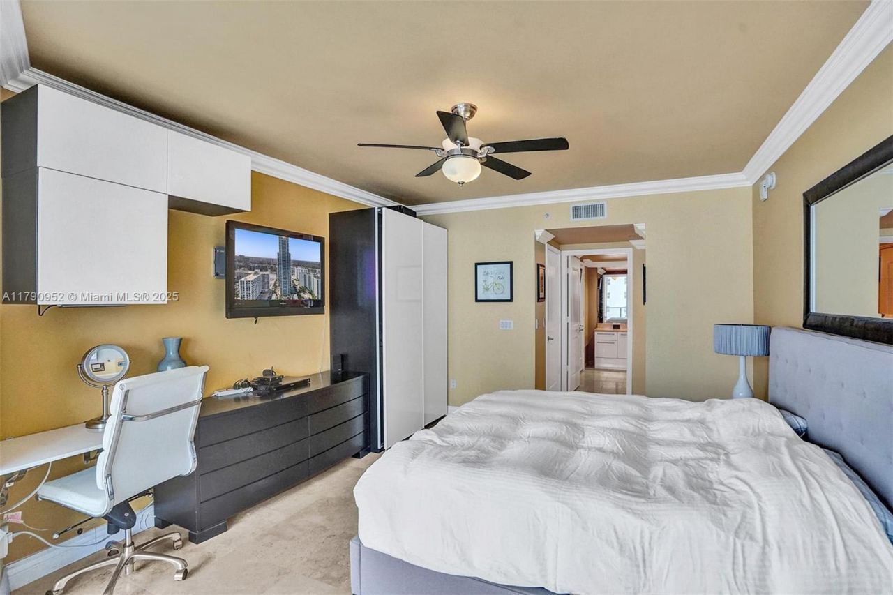 3101 S Ocean Dr, Unit 1003, Hollywood, FL 33019 Photo