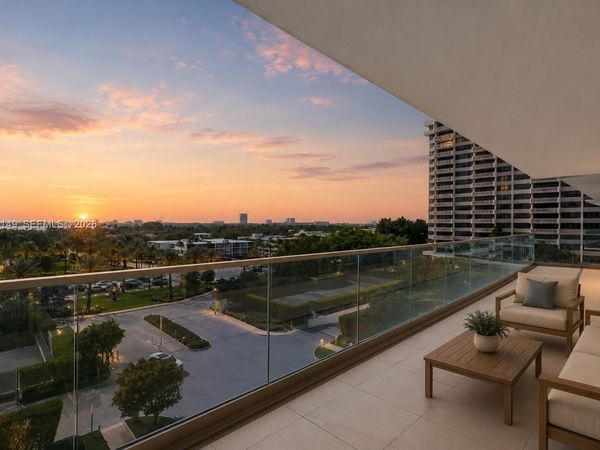 10201 Collins Ave, Unit 605, Bal Harbour, FL 33154
