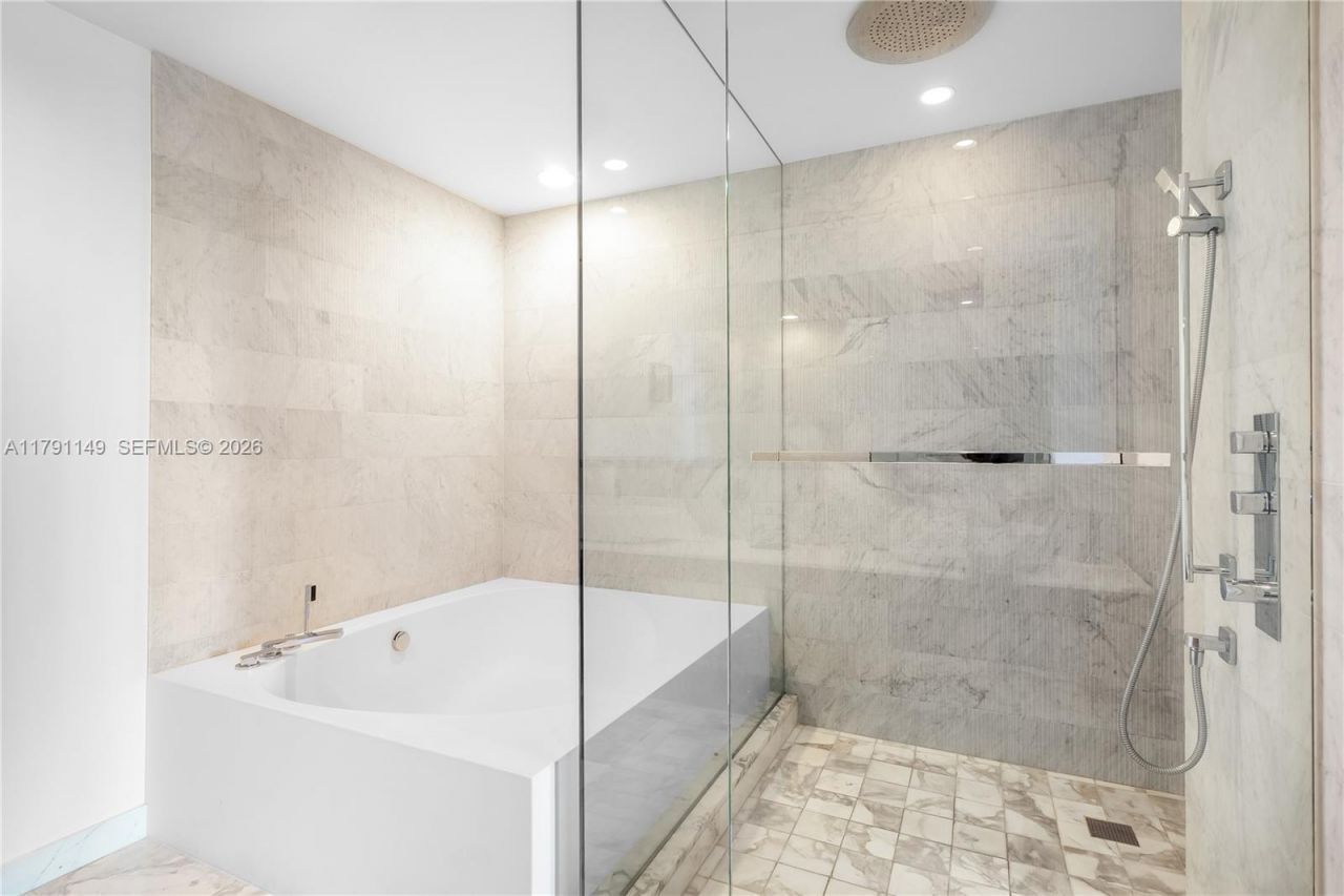 10201 Collins Ave, Unit 605, Bal Harbour, FL 33154 Photo