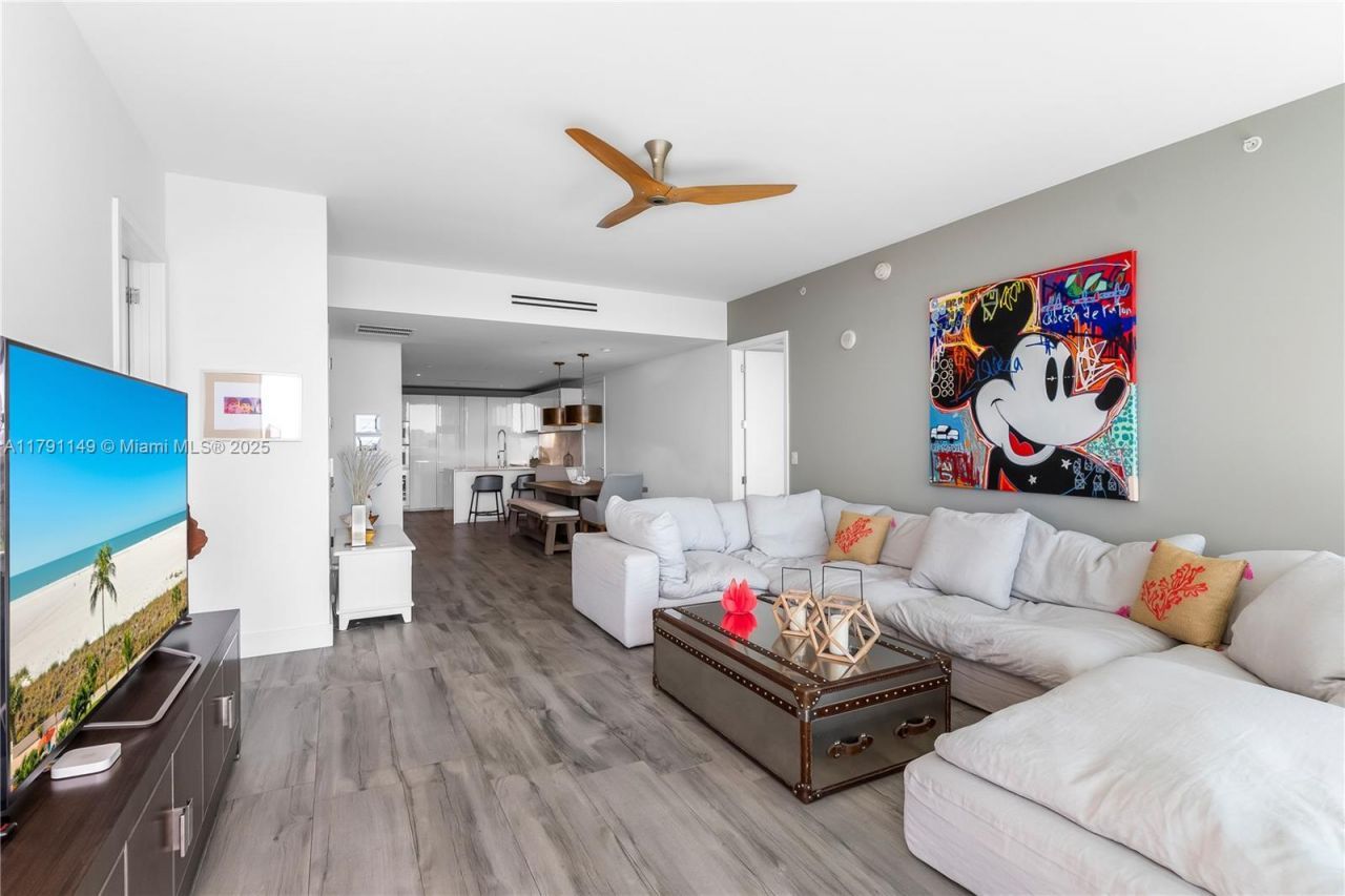 10201 Collins Ave, Unit 605, Bal Harbour, FL 33154 Photo