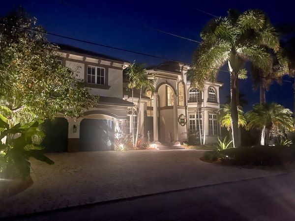 945 Cypress Drive, Delray Beach, FL 33483