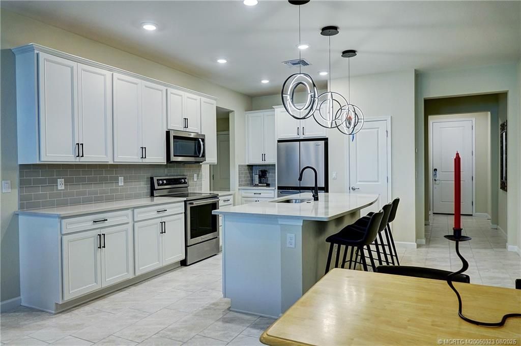 1843 SE Roxy Way, Stuart, FL 34996 Photo