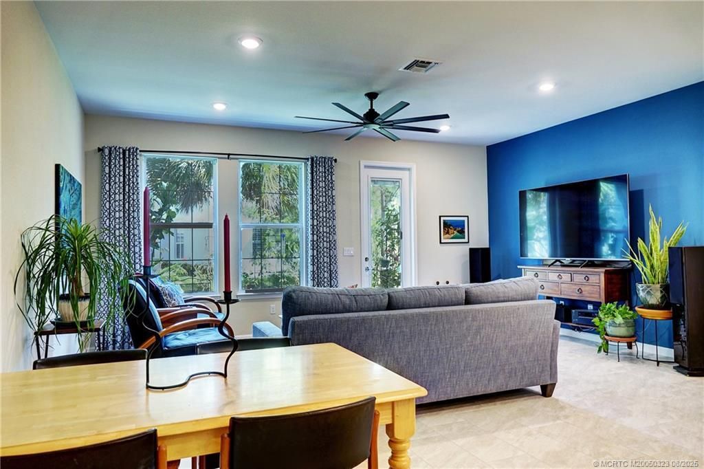 1843 SE Roxy Way, Stuart, FL 34996 Photo