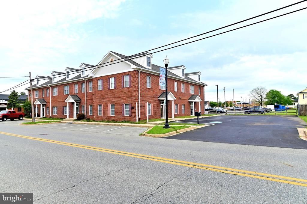 108 LA GRANGE AVENUE, LA PLATA, MD 20646