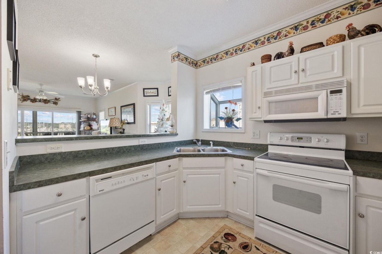 4200 Coquina Harbour Dr. Photo 13