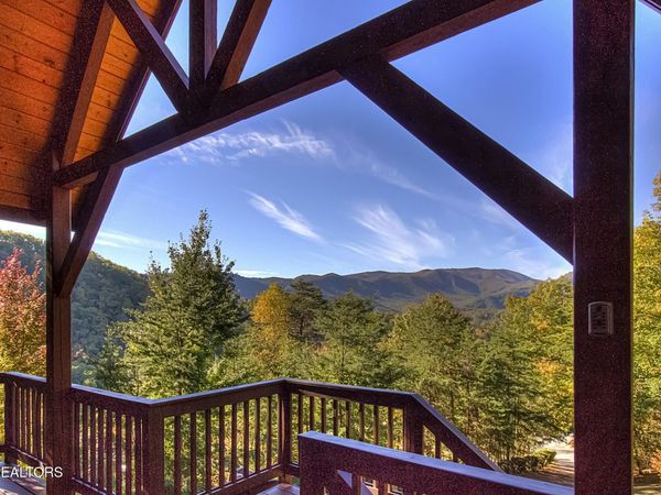 4564 Wilderness Plateau, Pigeon Forge, TN 37863