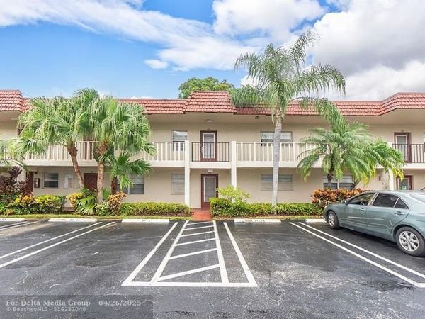31 Abbey Lane, Unit 106, Delray Beach, FL 33446