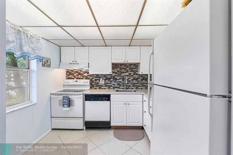 31 Abbey Lane, Unit 106, Delray Beach, FL 33446 Photo