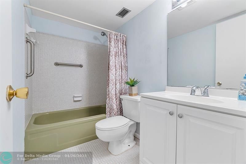 31 Abbey Lane, Unit 106, Delray Beach, FL 33446 Photo