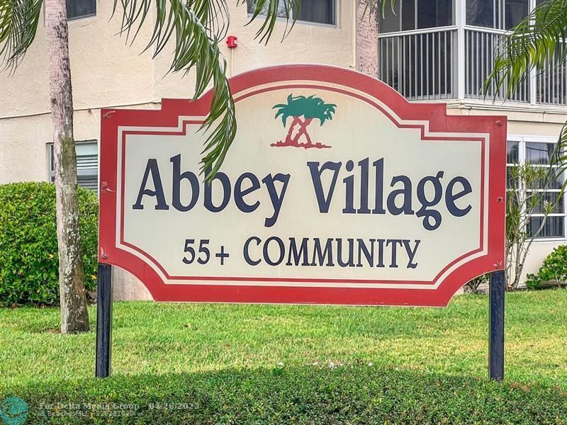 31 Abbey Lane, Unit 106, Delray Beach, FL 33446 Photo