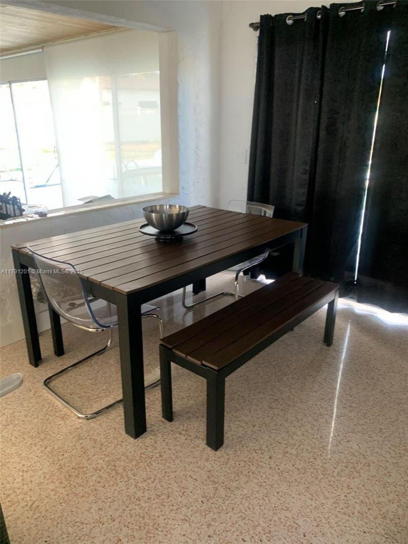 6003 S Indian River Dr, Fort Pierce, FL 34982 Photo