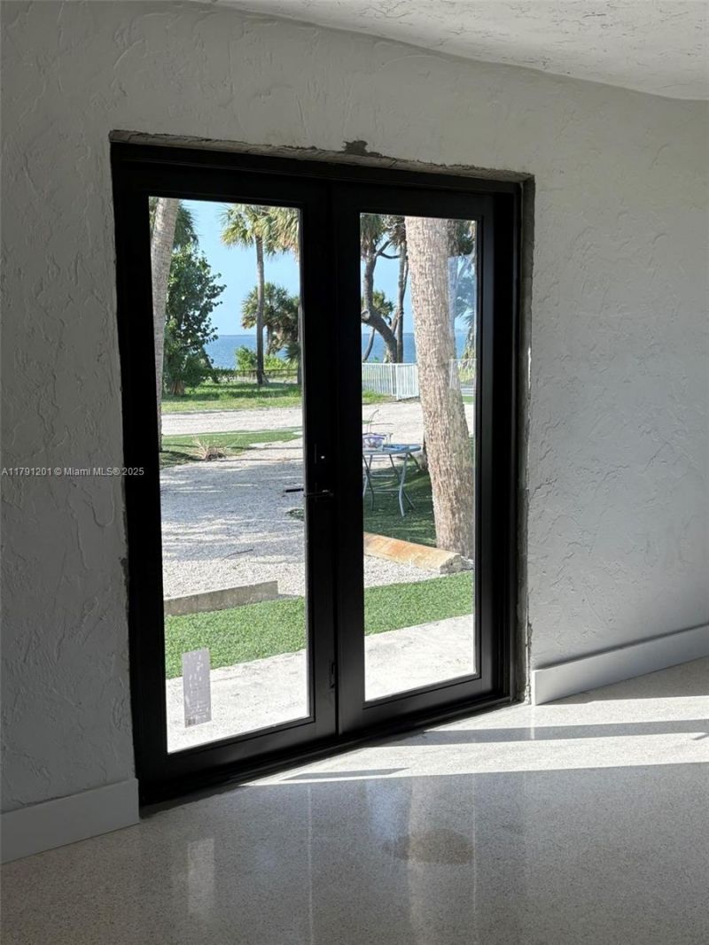 6003 S Indian River Dr, Fort Pierce, FL 34982 Photo