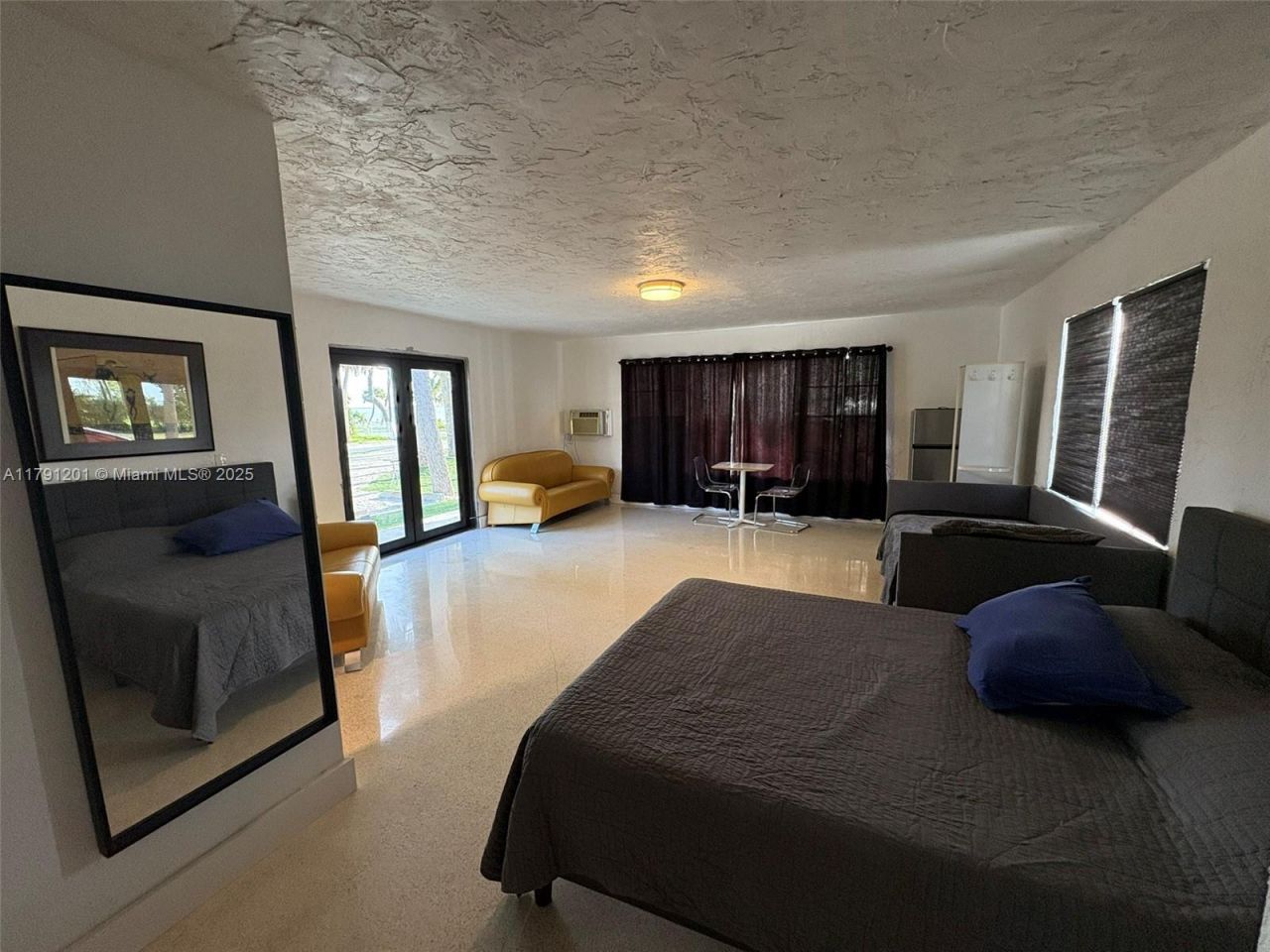 6003 S Indian River Dr, Fort Pierce, FL 34982 Photo