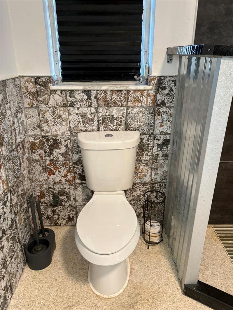 6003 S Indian River Dr, Fort Pierce, FL 34982 Photo