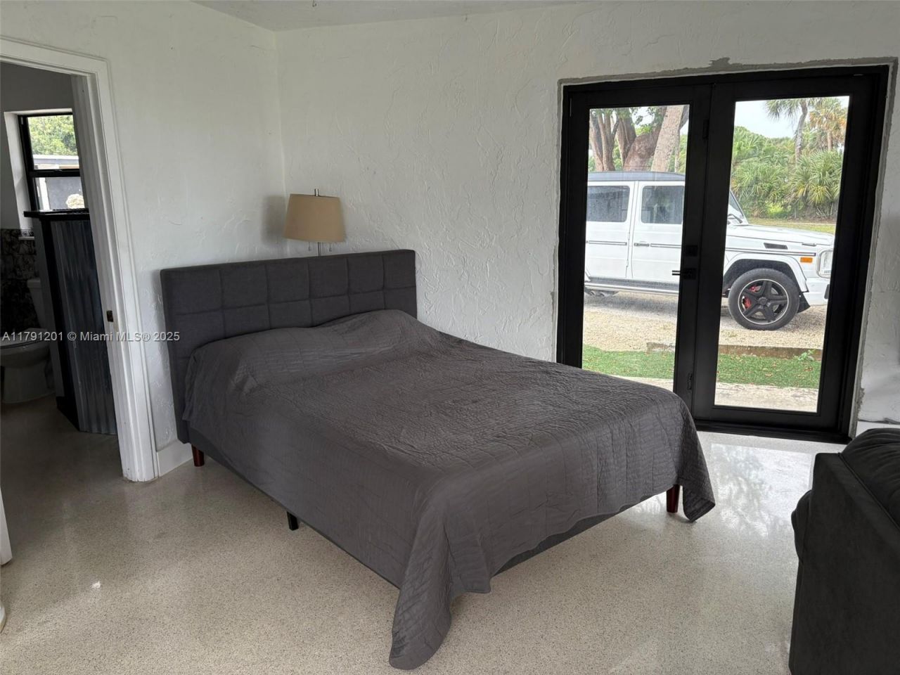 6003 S Indian River Dr, Fort Pierce, FL 34982 Photo