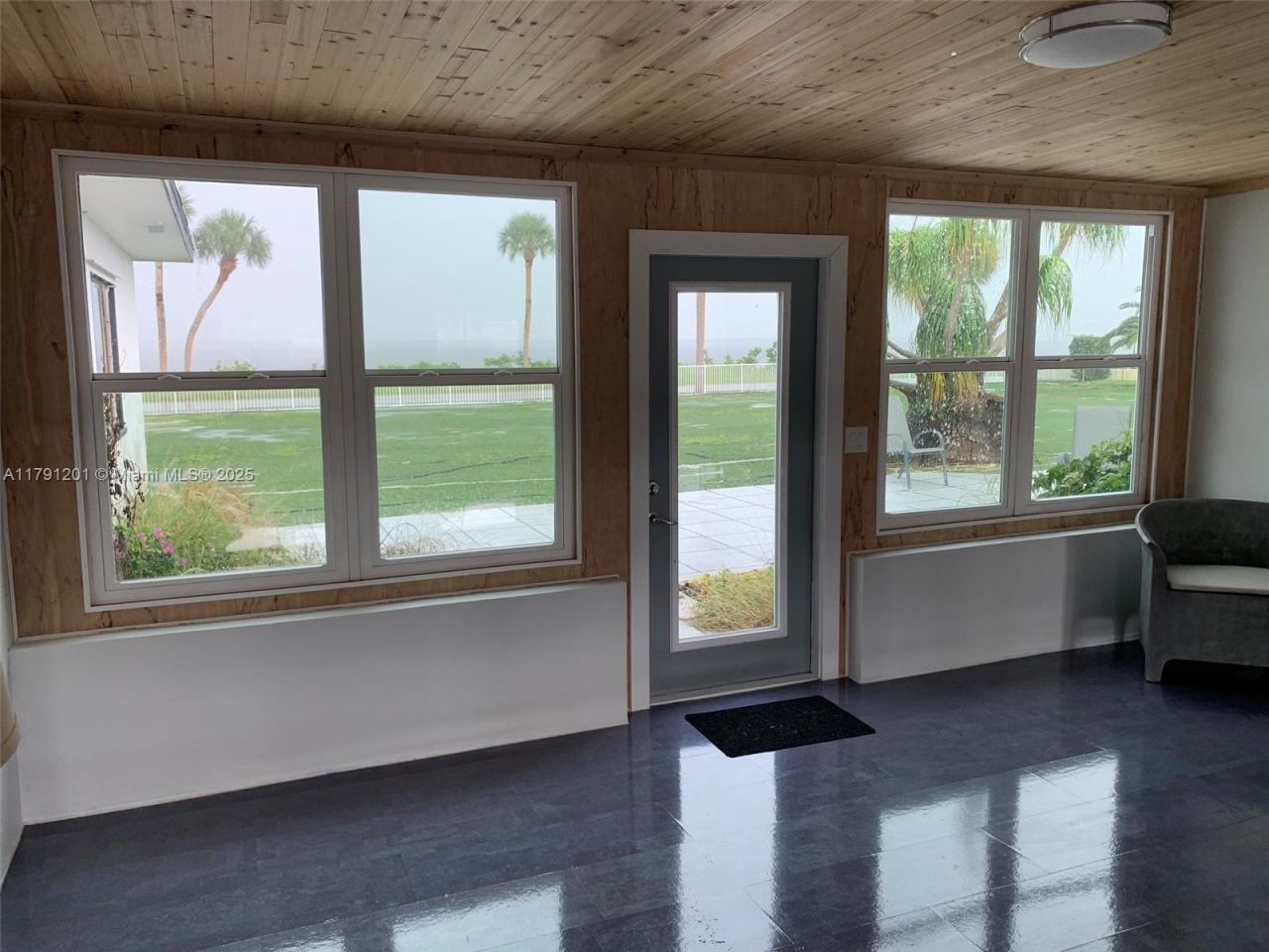 6003 S Indian River Dr, Fort Pierce, FL 34982 Photo