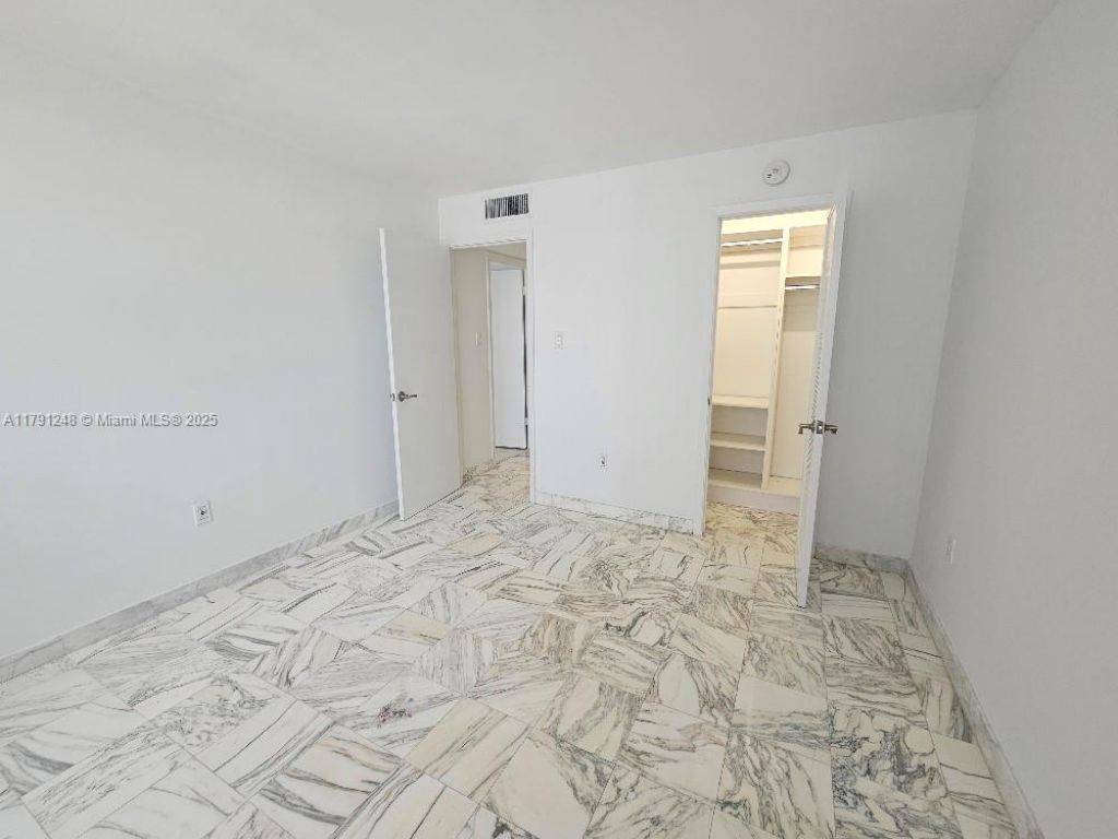 18051 Biscayne Blvd, Unit 1704, Aventura, FL 33160 Photo