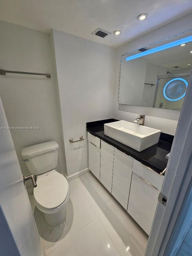 18051 Biscayne Blvd, Unit 1704, Aventura, FL 33160 Photo