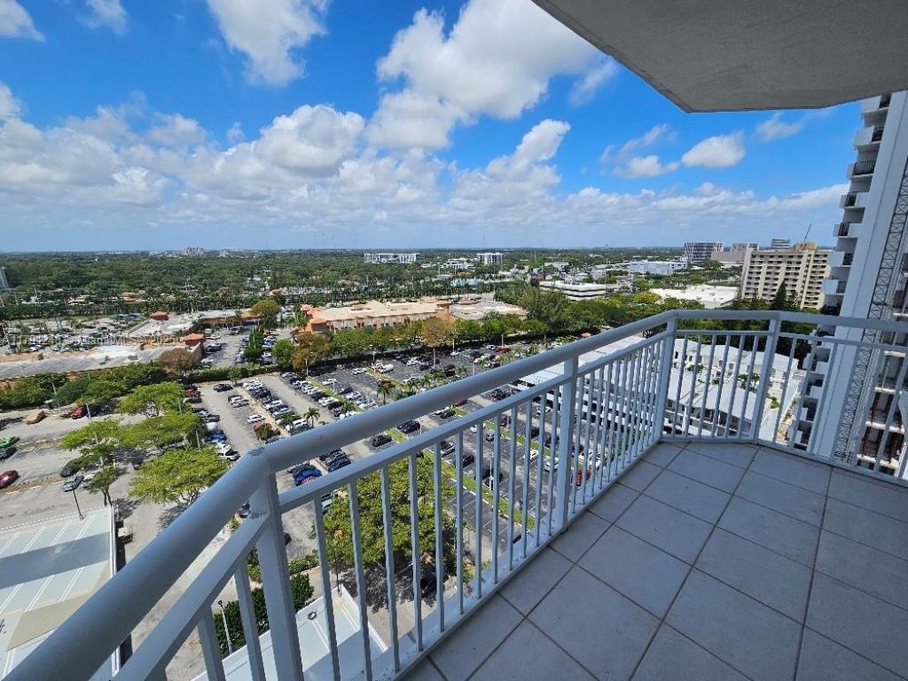 18051 Biscayne Blvd, Unit 1704, Aventura, FL 33160 Photo