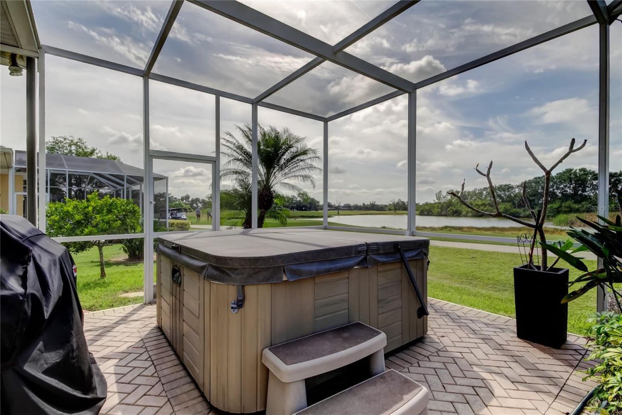 522 Planters Manor Way, Bradenton, FL 34212 Photo