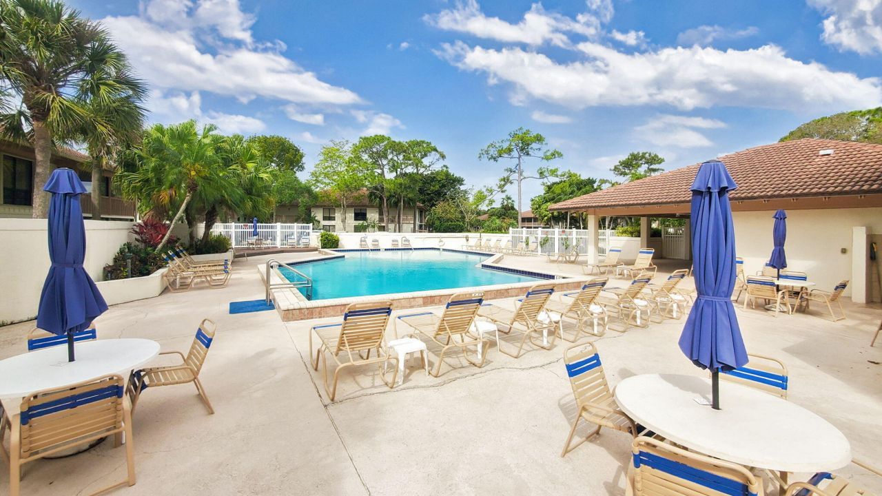 405 Brackenwood Lane S, Palm Beach Gardens, FL 33418 Photo