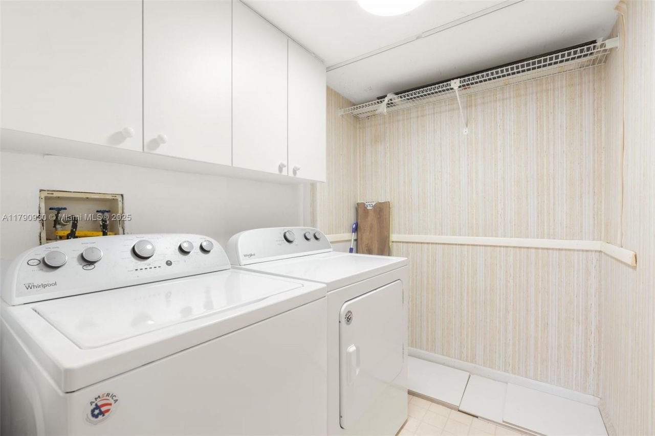 9585 N Belfort Cir, Unit 308, Tamarac, FL 33321 Photo