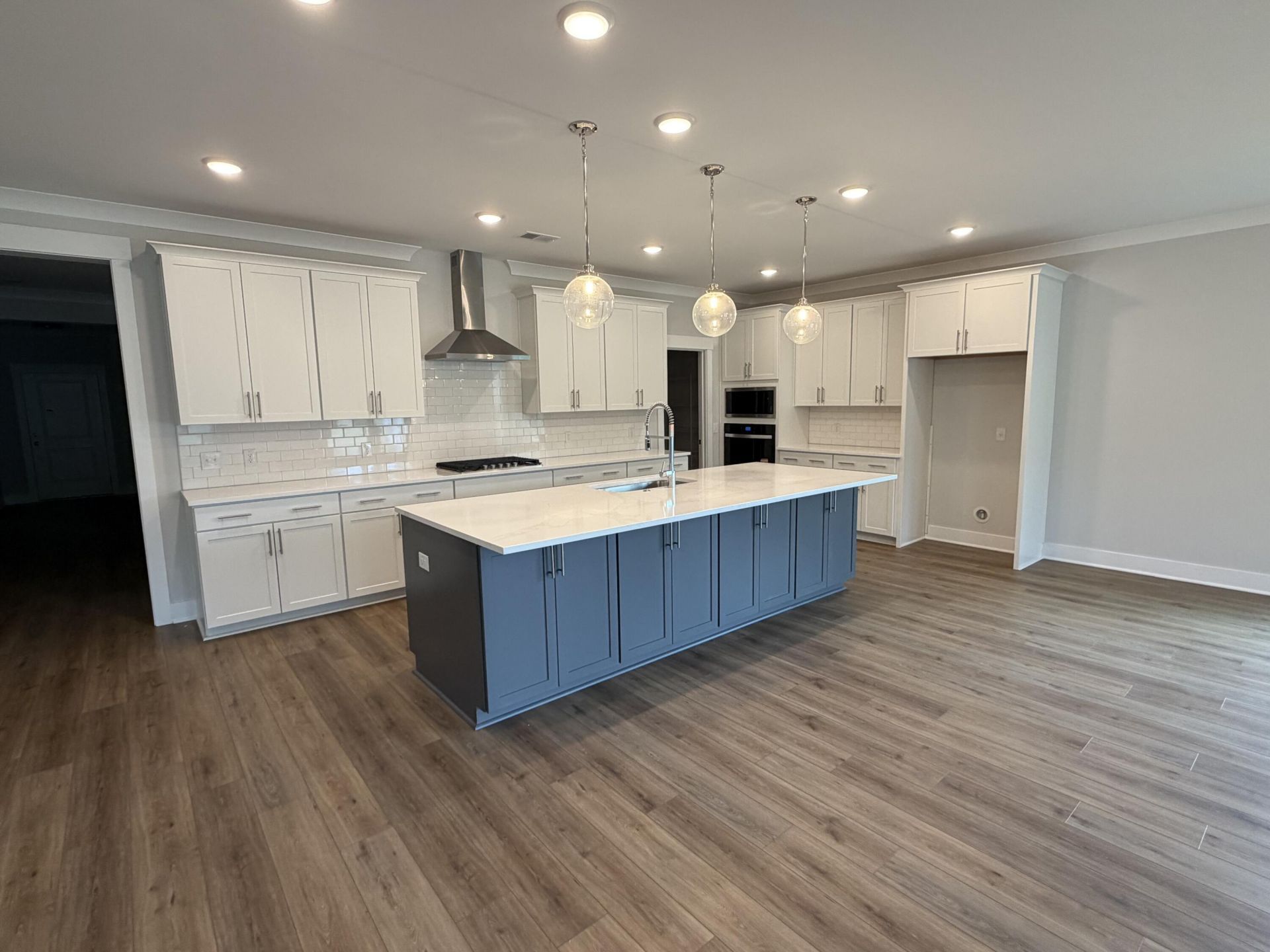 1964 Central Avenue Photo 10