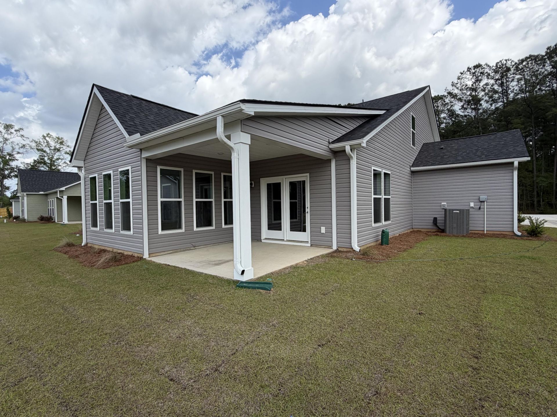 1964 Central Avenue Photo 8