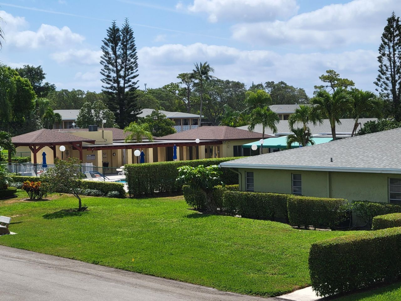 2401 Del Aire Boulevard, Unit 202, Delray Beach, FL 33445 Photo