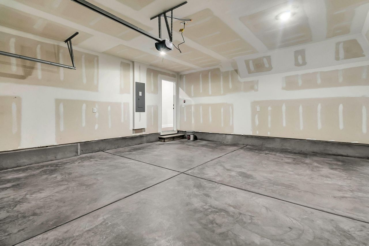 761 Maynard Lane Photo 30