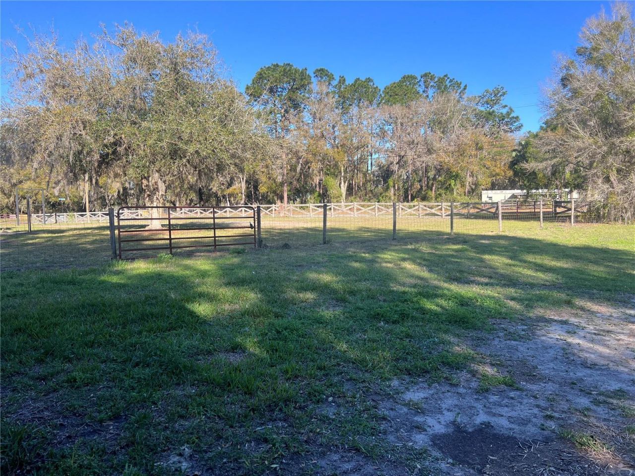 10590 Highway 40 E, Inglis, FL 34449 Photo