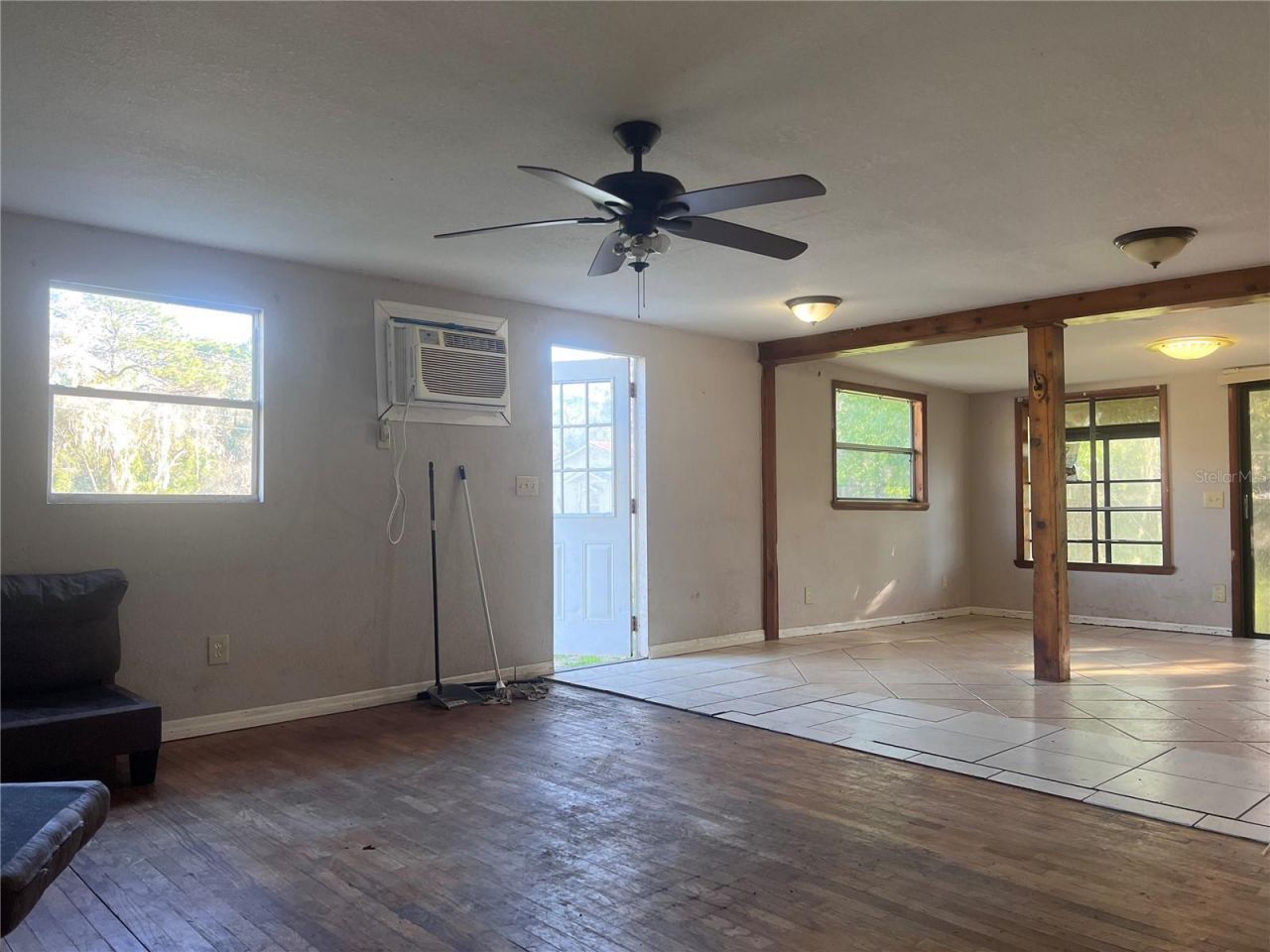 10590 Highway 40 E, Inglis, FL 34449 Photo