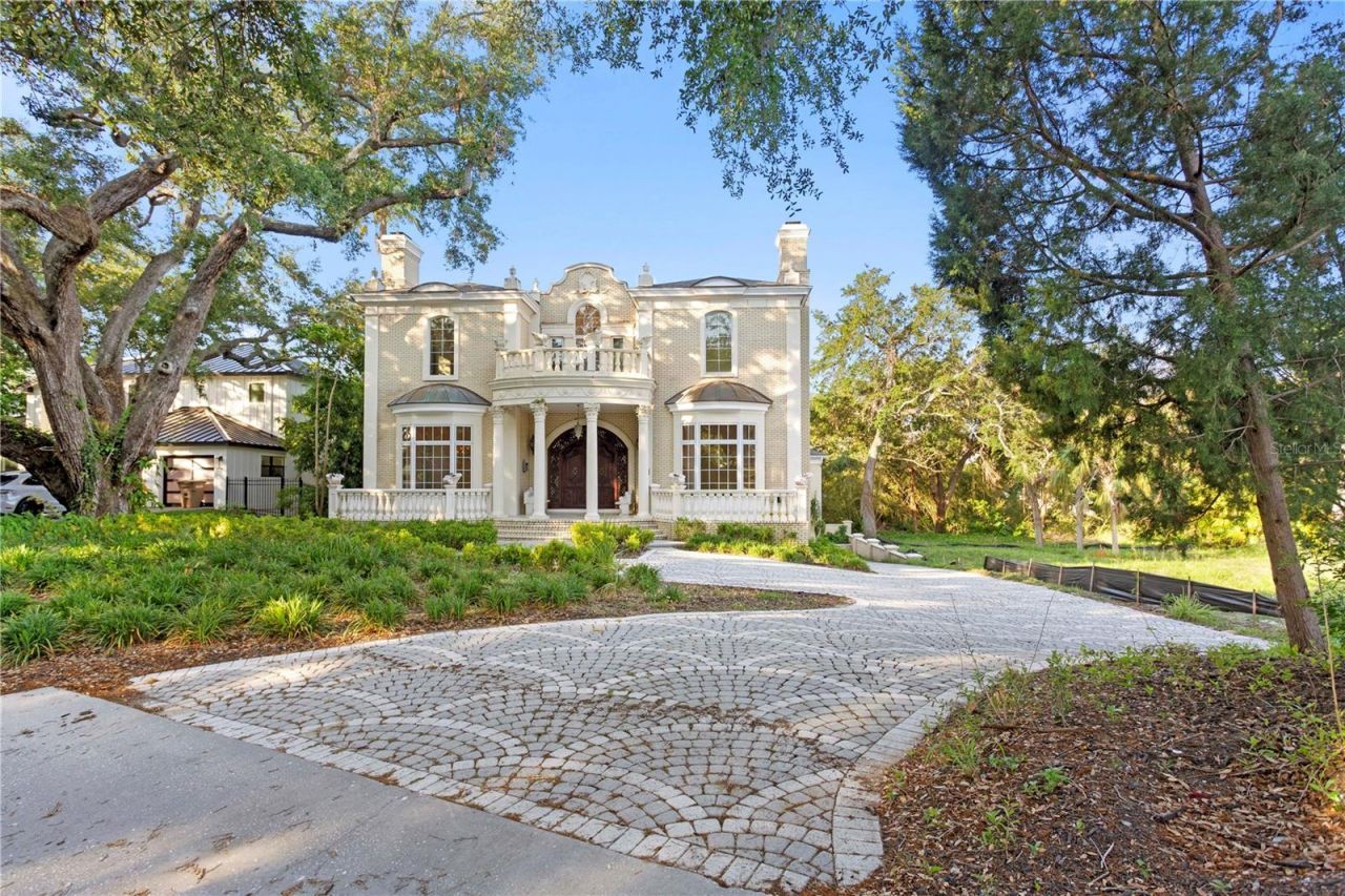 1577 Alexander Road, Belleair, FL 33756 Photo