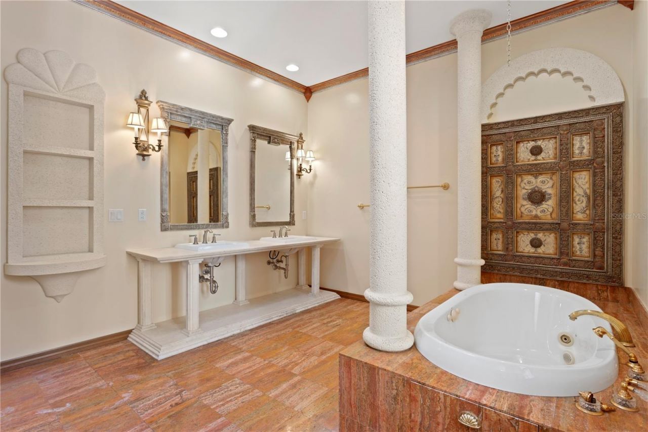 1577 Alexander Road, Belleair, FL 33756 Photo