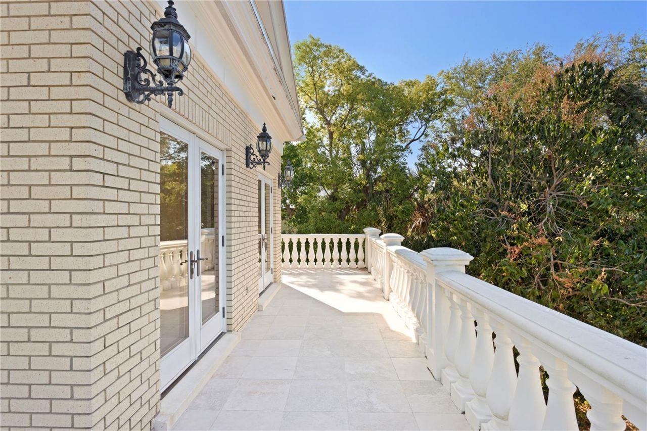 1577 Alexander Road, Belleair, FL 33756 Photo