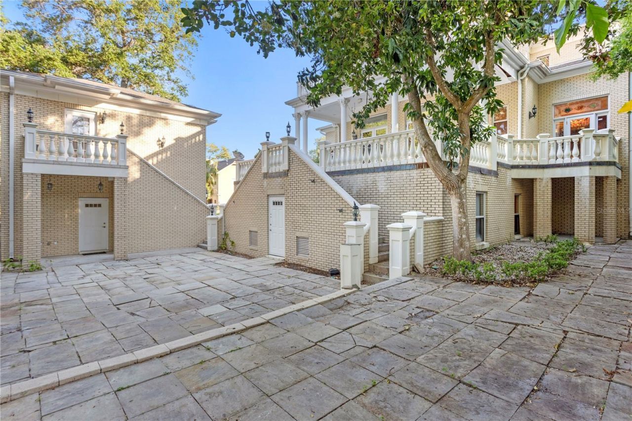 1577 Alexander Road, Belleair, FL 33756 Photo