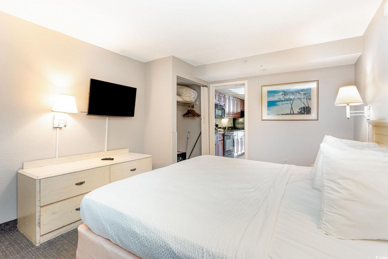 1501 S Ocean Blvd. Photo 16