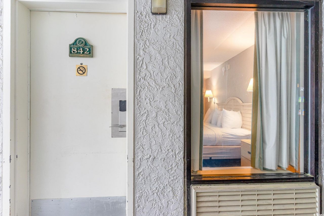 1501 S Ocean Blvd. Photo 4