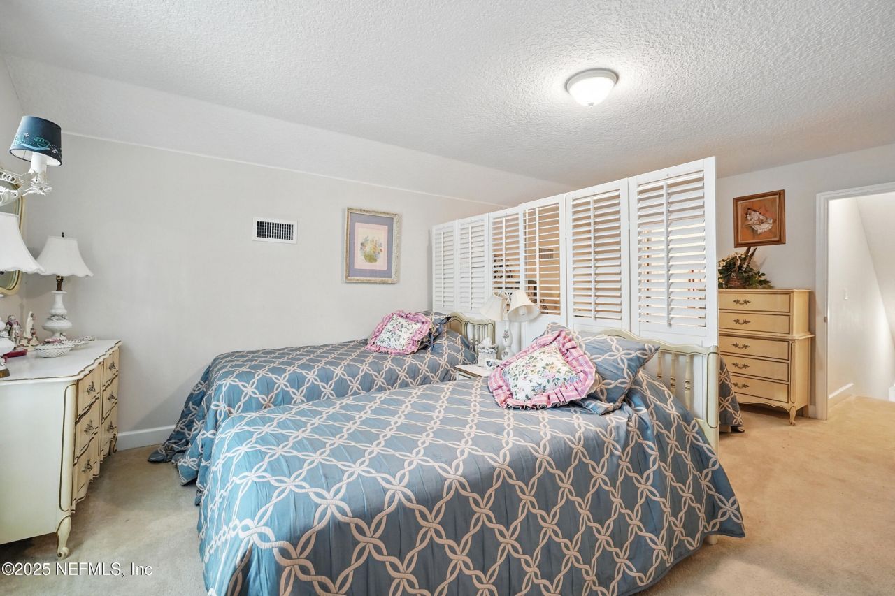 15289 Cape Drive N, Jacksonville, FL 32226 Photo