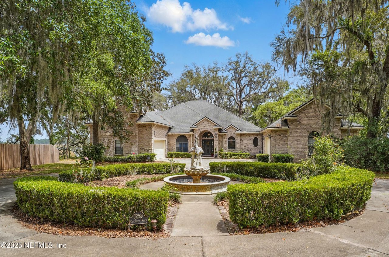 15289 Cape Drive N, Jacksonville, FL 32226 Photo
