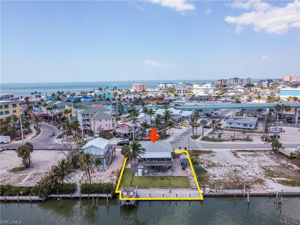 340 Crescent ST, FORT MYERS BEACH, FL 33931