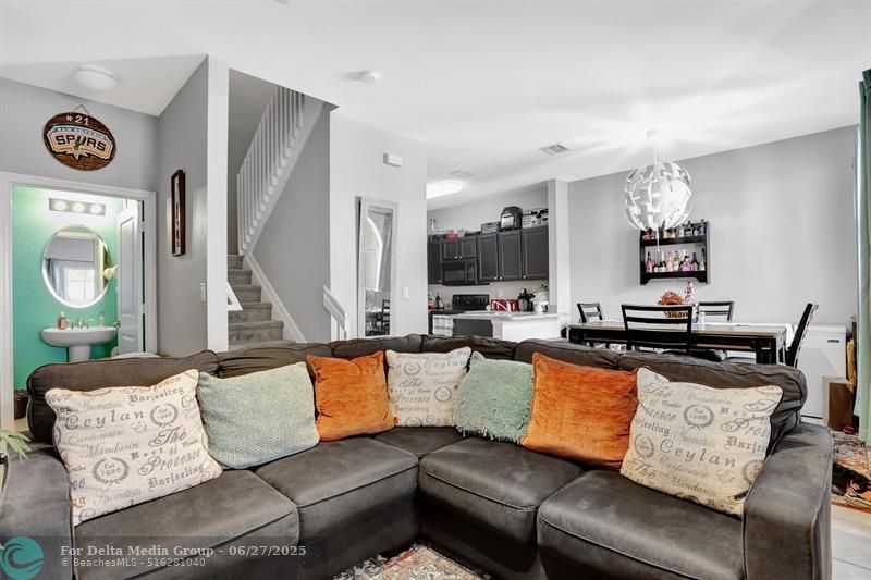 3513 NW 29th Ct, Lauderdale Lakes, FL 33311 Photo