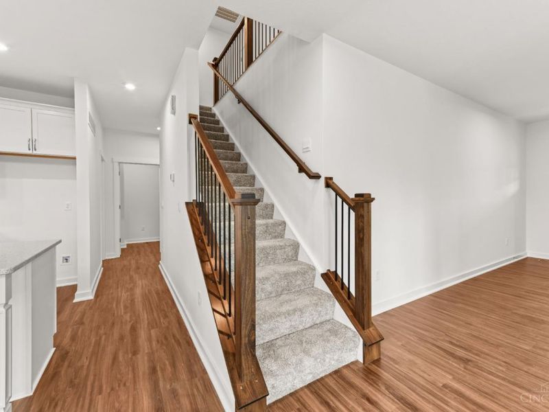 8729 Deer Glen Court, Miami Twp, OH 45002 Photo 12