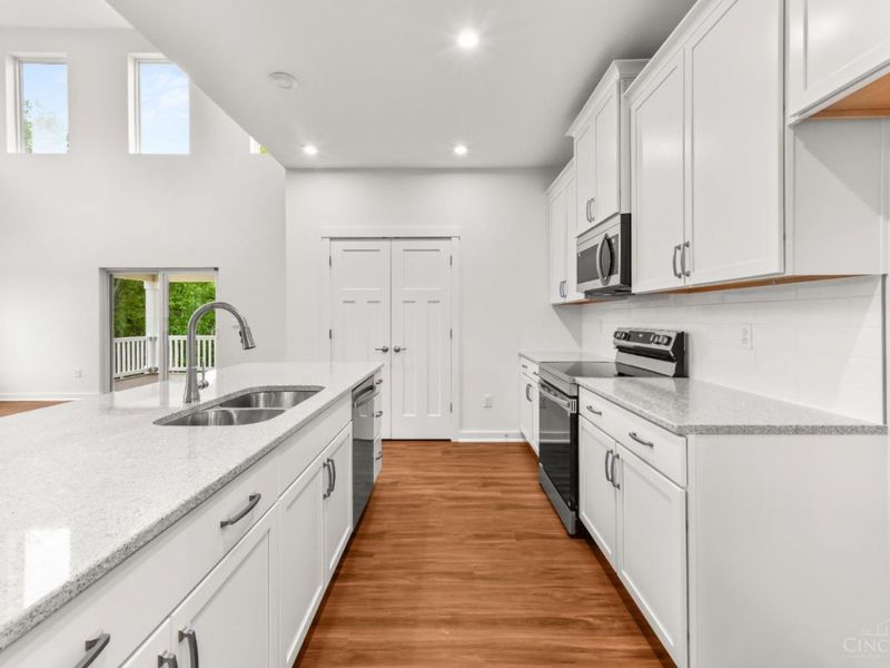 8729 Deer Glen Court, Miami Twp, OH 45002 Photo 18