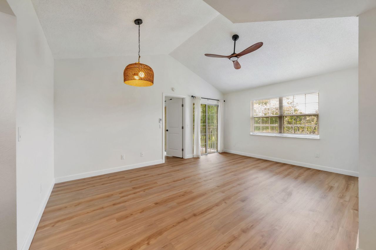 1602 SE Green Acres Circle, Unit U204, Port Saint Lucie, FL 34952 Photo