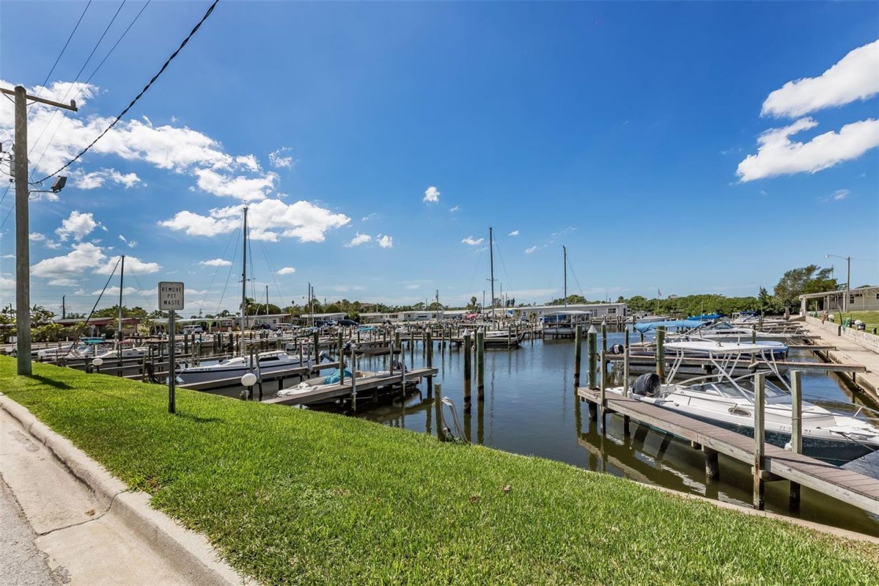 6616 Massachusetts Street, Bradenton, FL 34207 Photo