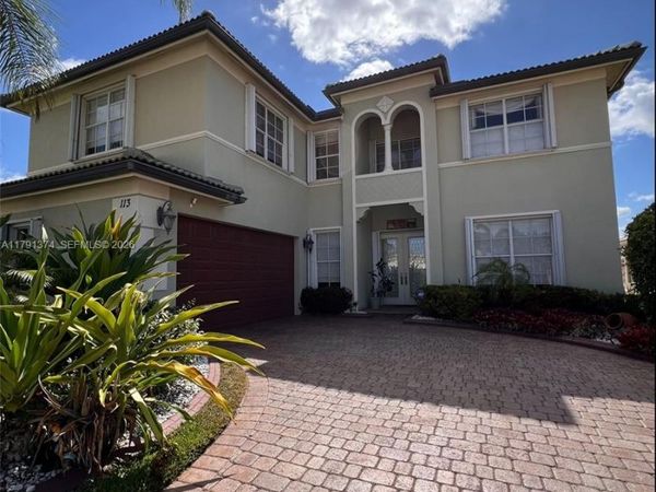 113 Bella Vista Way, Royal Palm Beach, FL 33411
